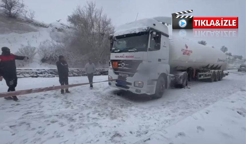 Ürgüp’te tır kurtarma operasyonu