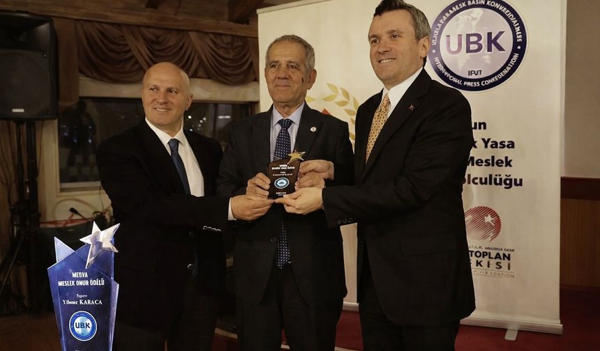 TGF Başkanı Yılmaz Karaca’ya Medya Meslek Onur ödülü