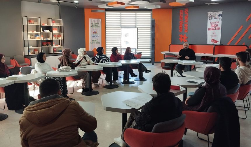 NEVÜ’de çarpıcı tespit: Tarih kimin kaleminden yazılıyor?