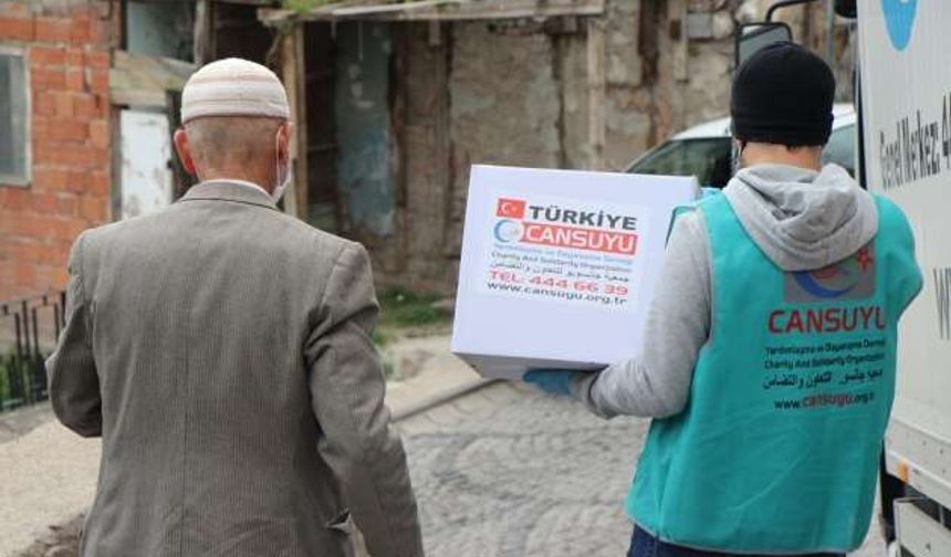 Cansuyu Derneği Nevşehir’de yüzlerce ailenin yüzünü güldürdü