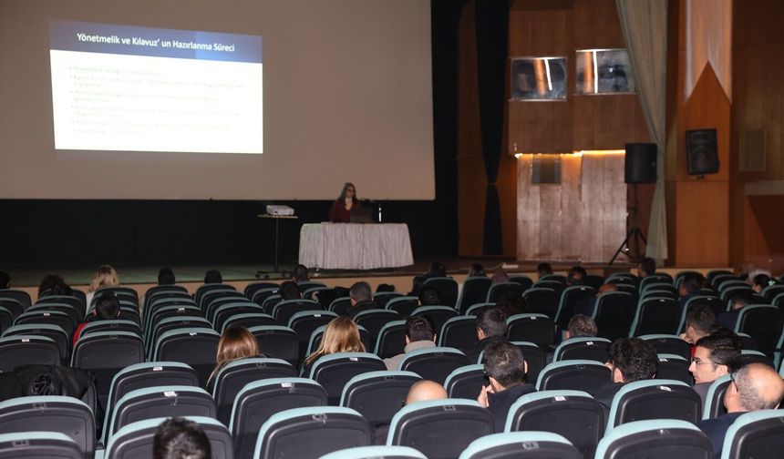 Ürgüp’te kamu personeline “resmi yazışmalar” eğitimi