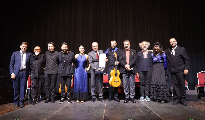 Kapadokya’da büyüleyen gece: Flamenko ile Türk müziği buluştu