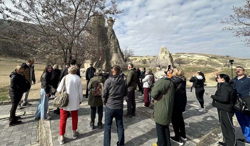 Kapadokya’ya bayramda binlerce ziyaretçi akın etti