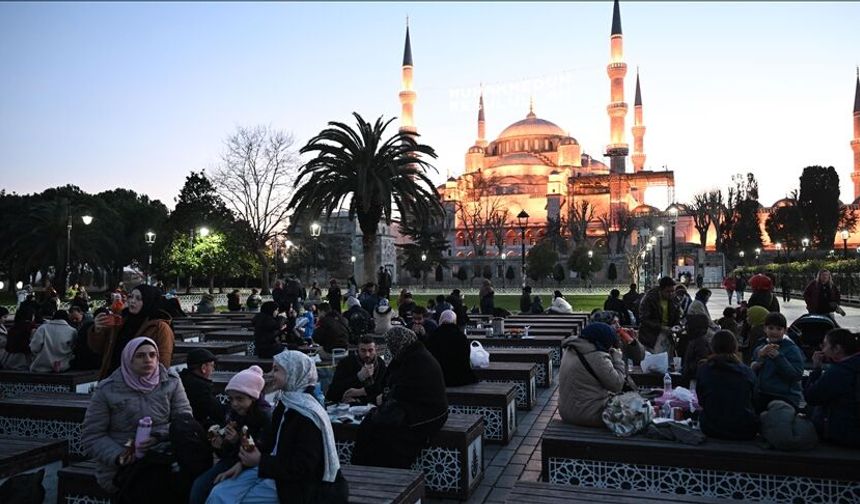 2030 yılında iki ramazan yaşanacak: 36 gün oruç tutulacak