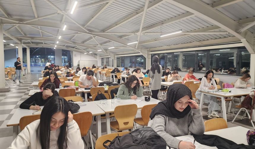 Nevşehir Simya Kolejinde yoğun sınav mesaisi