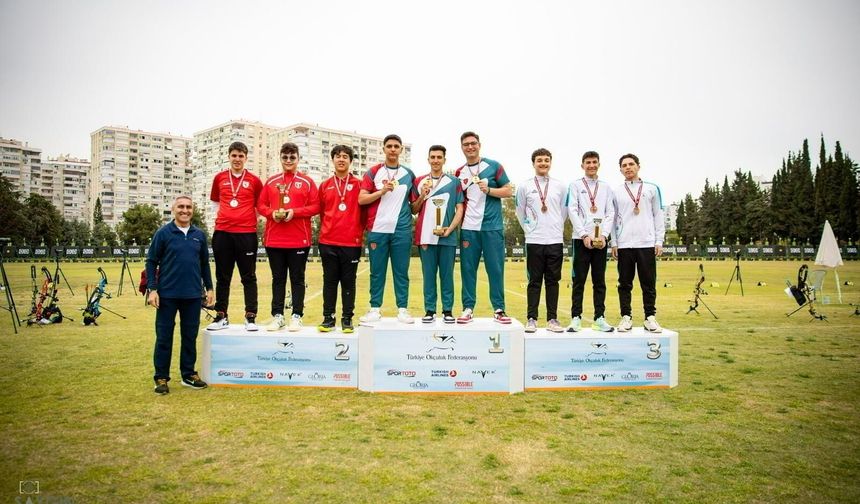 Simya Koleji öğrencilerinden Türkiye derecesi!