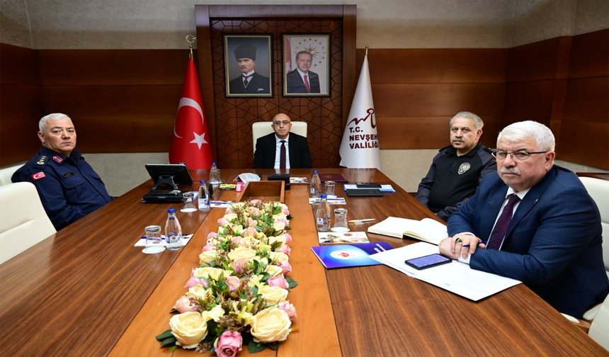 Okul saldırıları sonrası güvenlik alarmı: VKS’de kritik toplantı