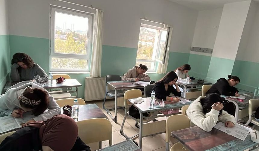 AYT prova sınavı Nevşehir’de yoğun katılımla tamamlandı