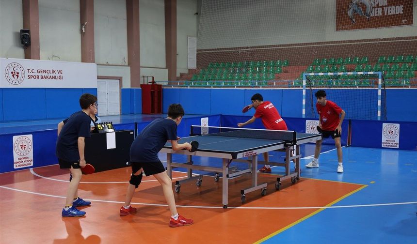 Nevşehir’de şampiyonluk mücadelesi: Genç raketler göz doldurdu