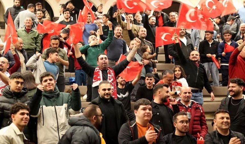 Montella, Nevşehir’deki milli takım coşkusunu sosyal medyada paylaştı