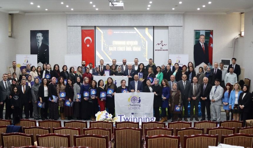 Nevşehir’de öğretmenlere kalite etiketi verildi