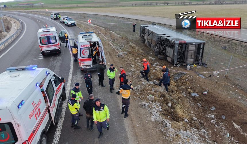 Nevşehir’den yola çıkan otobüs Aksaray’da kaza yaptı: 23 yaralı