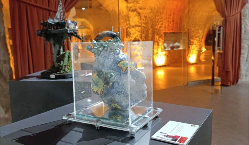 İnsan ve doğa ilişkisini anlatan eser sergide büyük ilgi gördü