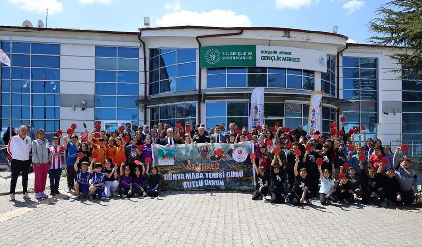 23 Nisan’a Özel Masa Tenisi Turnuvası’na büyük ilgi