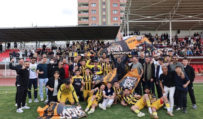 Ürgüpspor’dan tarihi zafer! 6 golle gelen şampiyonluk