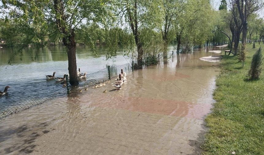 Avanos’ta Kızılırmak çevresi ikinci duyuruya kadar kapatıldı