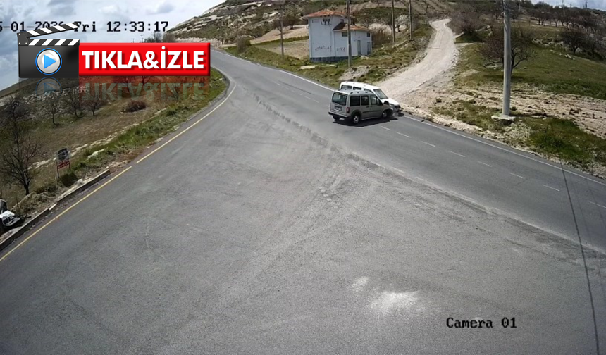 Nevşehir’de kavşakta kaza: Yaralı sürücü hastaneye kaldırıldı