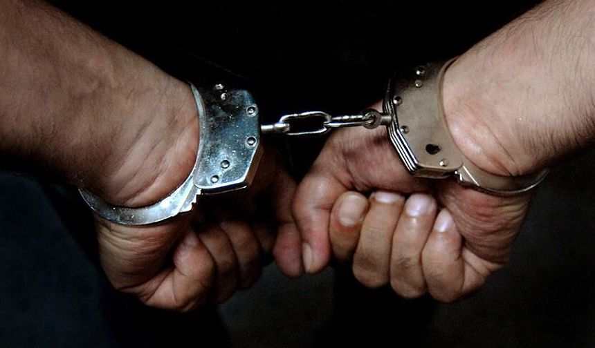 Zehir tacirlerine operasyon: Tonlarca madde yakalandı