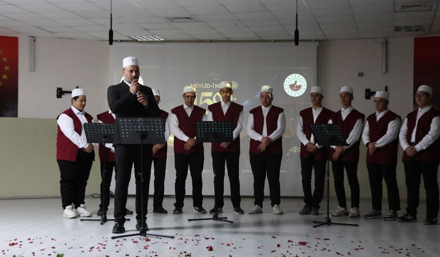 Nevşehir’de gençlerden gönüllere dokunan Mevlid-i Nebi programı