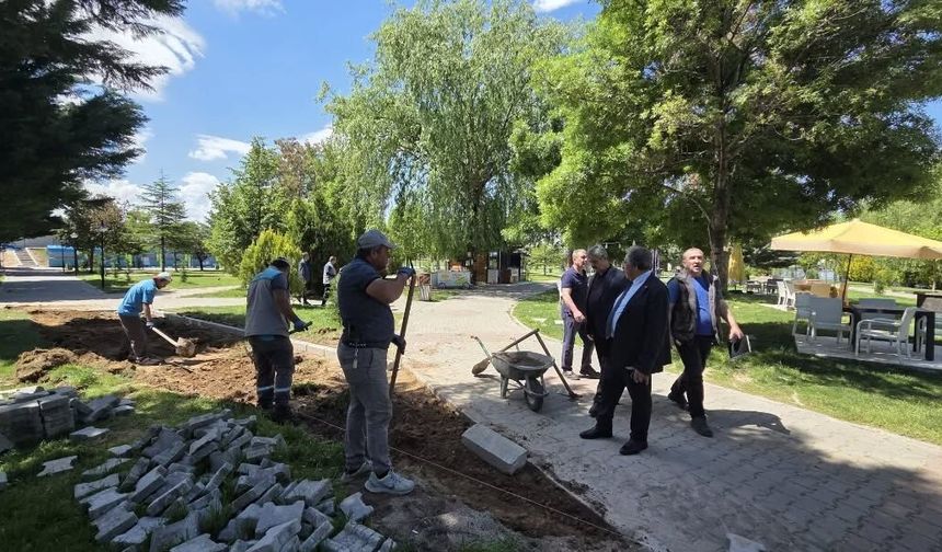 Avanos'ta büyük hareketlilik! Parke, peyzaj ve üretim çalışmaları sürüyor