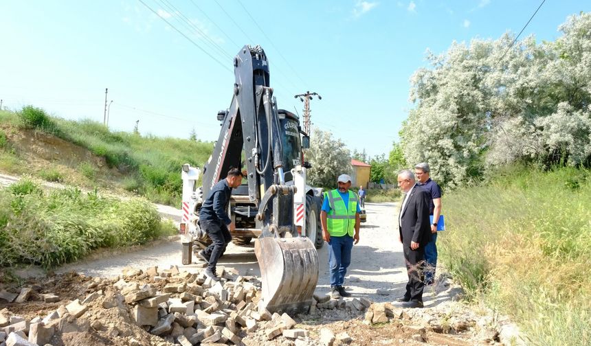 Gülşehir'de bozulan yollar için harekete geçildi!