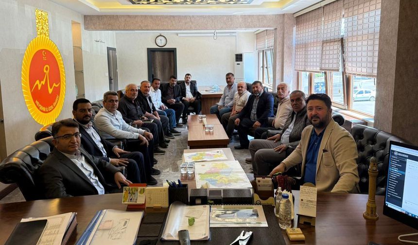 Milletvekili Çalışkan muhtarlarla buluştu! Köylerin ihtiyaçları tek tek değerlendirildi