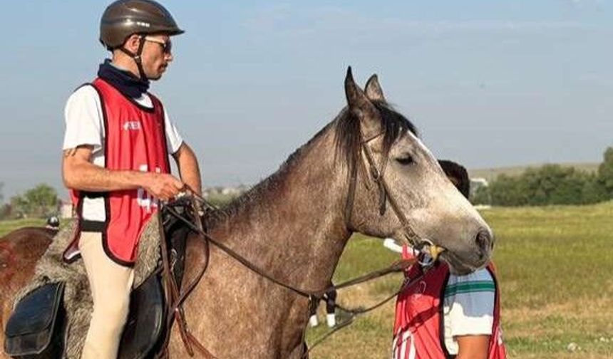 Avanoslu milli sporcu tarih yazdı! Dev yarışın şampiyonu oldu