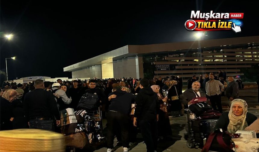 Hacılar yurda döndü! Kapadokya Havalimanı'nda unutulmaz anlar