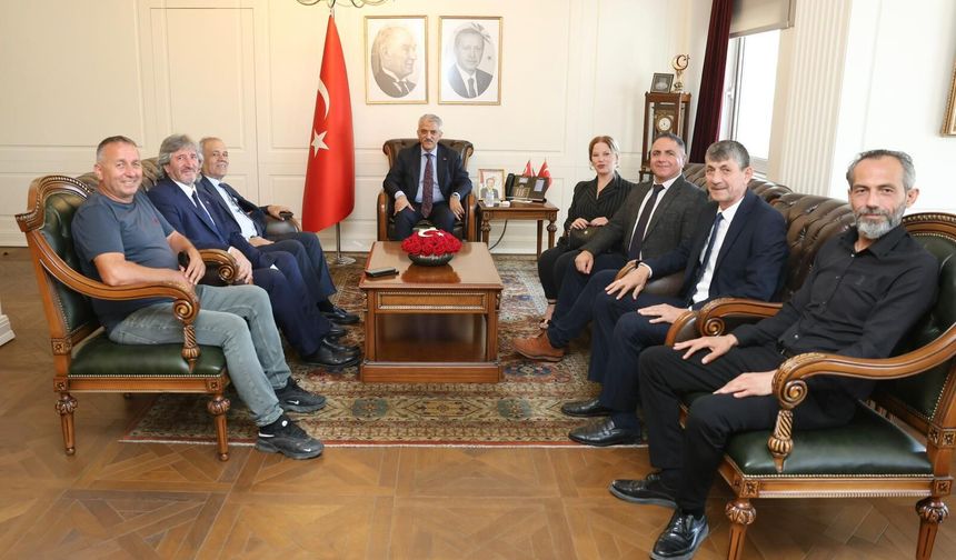 TGF yönetimi Düzce'de protokol ve basın temsilcileriyle buluştu