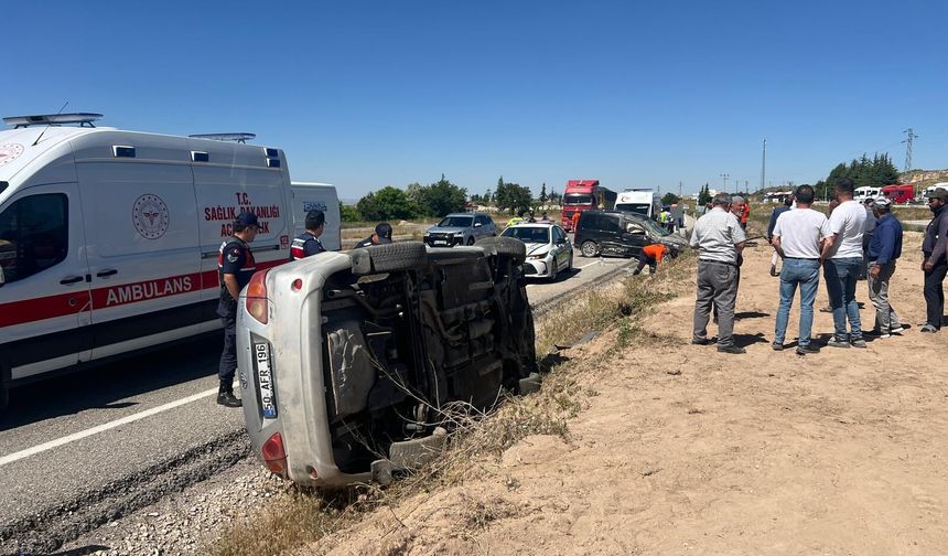 Nevşehir'de iki araç çarpıştı! 4 kişi hastanelik oldu