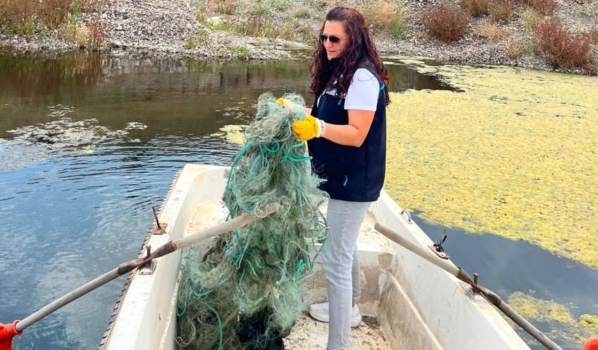 Kızılırmak’ta balıkların ölüm tuzağı bozuldu! 300 metrelik ağ bulundu