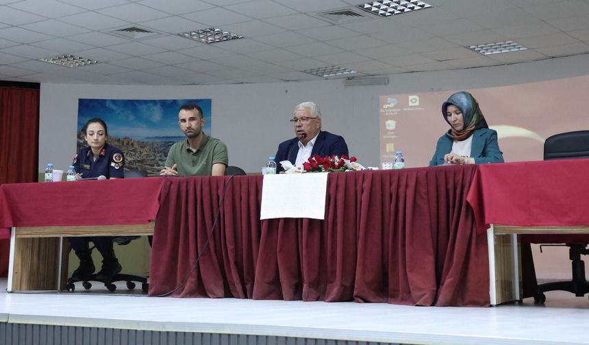 Nevşehir’de güvenlik zirvesi: Yeni eğitim yılı öncesi tedbirler görüşüldü
