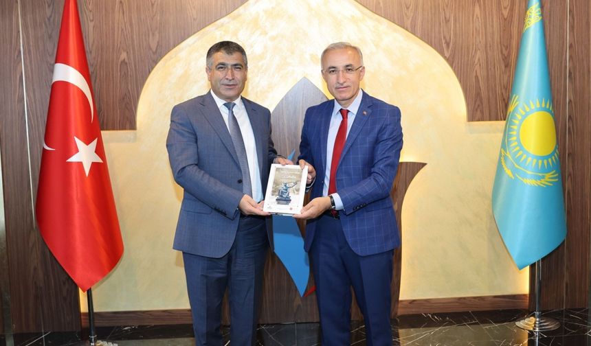 NEVÜ ve Ahmet Yesevi Üniversitesi ortak projeleri görüştü