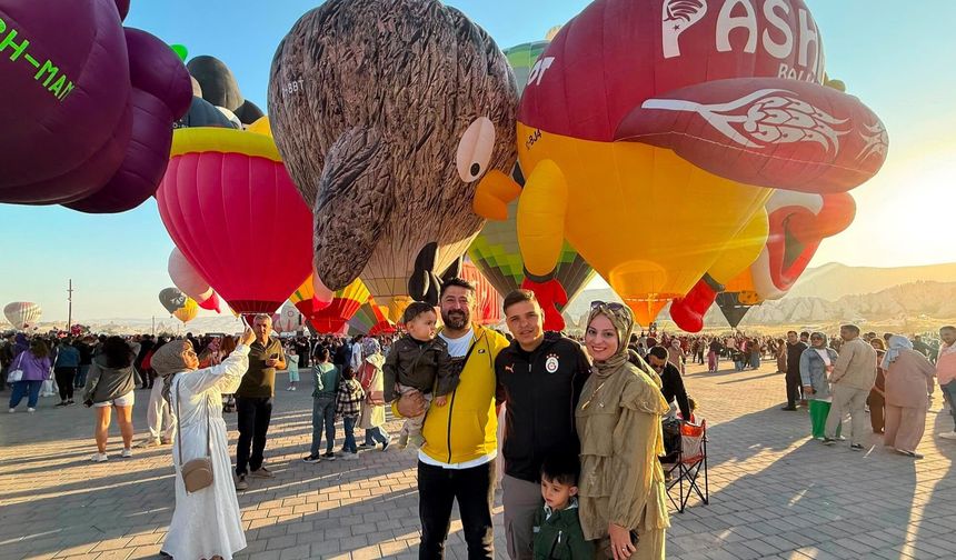 Kapadokya’da gökyüzü renklendi: Çalışkan’dan turizm vurgusu