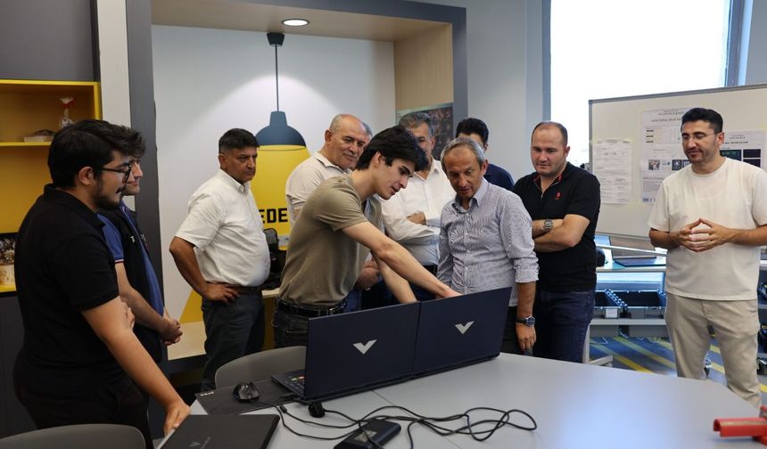 NEVÜ’de teknoloji şöleni: Stajyer öğrenciler hünerlerini gösterdi