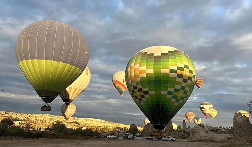 Kapadokya’da balon uçuşlarına bir günlük erteleme daha