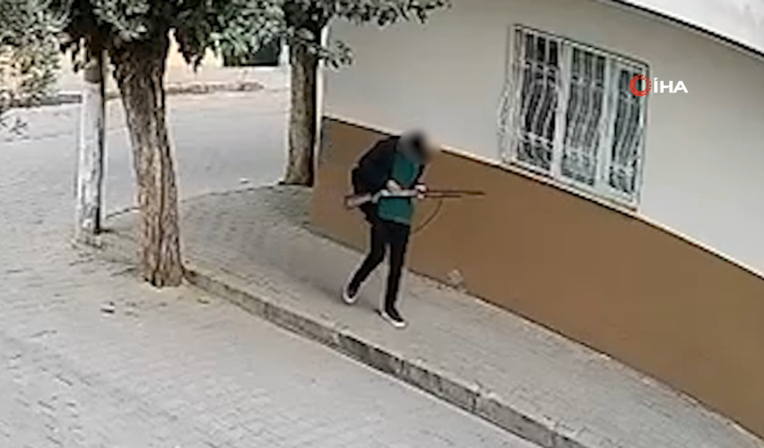 Manisa’da okul önünde silahlı saldırı: 10 öğrenci yaralandı