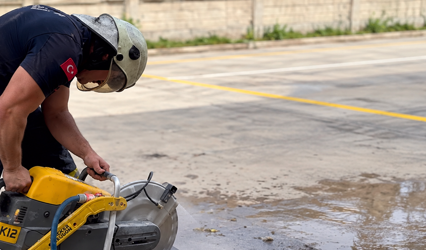 Nevşehir İtfaiyesinden dikkat çeken eğitim: K12 ile taş ve metal kestiler