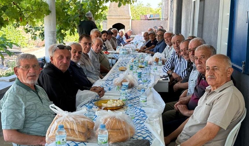 Yüksel Babaoğlu 50 yıllık dostlarıyla aynı sofrada buluştu