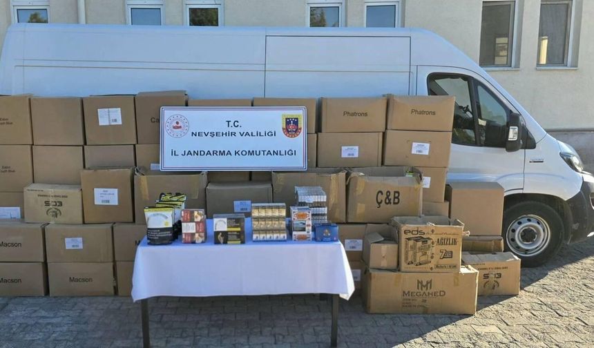 Nevşehir’e kaçak sevkiyat jandarmaya takıldı: Araçtan bakın neler çıktı