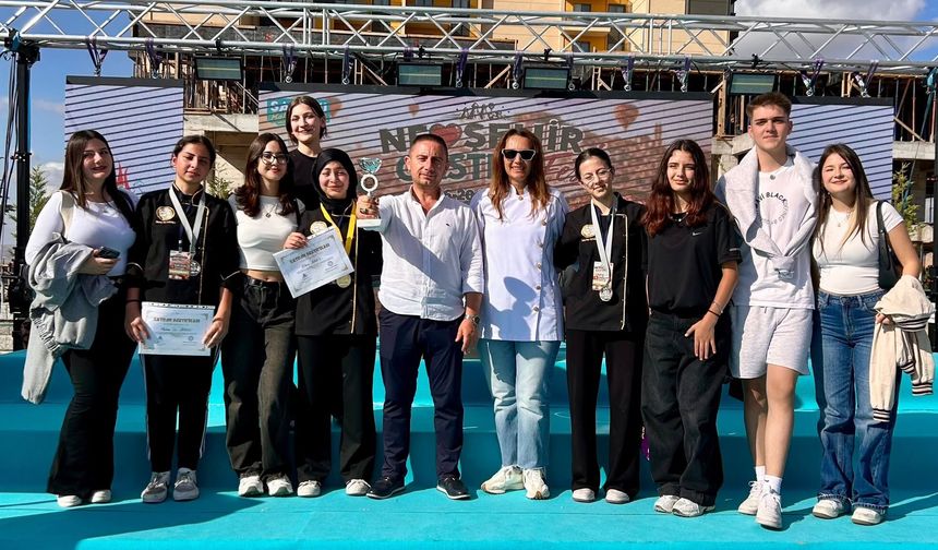 Nevşehir GastroFest’te gururlandıran başarı:  Öğrenciler dereceye girdi