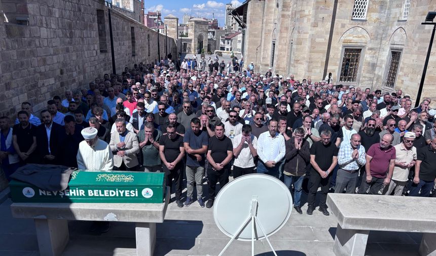 Mustafa Korkmazer son yolculuğuna uğurlandı