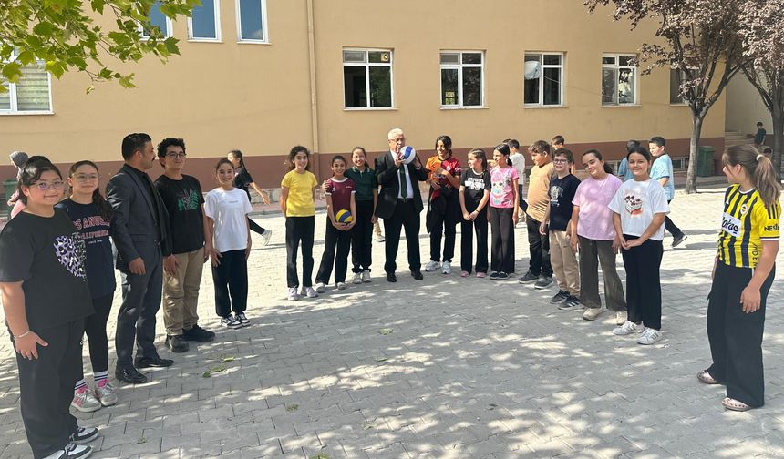 Nevşehir’de eğitimin yol haritası Gazi Ortaokulunda konuşuldu