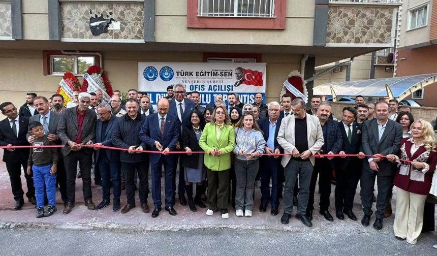 Türk Eğitim-Sen Nevşehir’de yeni hizmet binasını açtı