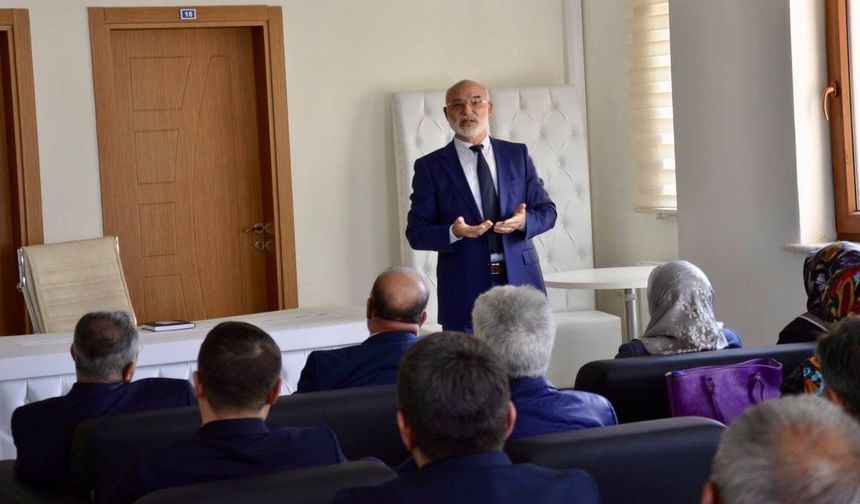 Müftü Erenay’dan hizmette özveri ve gayret çağrısı