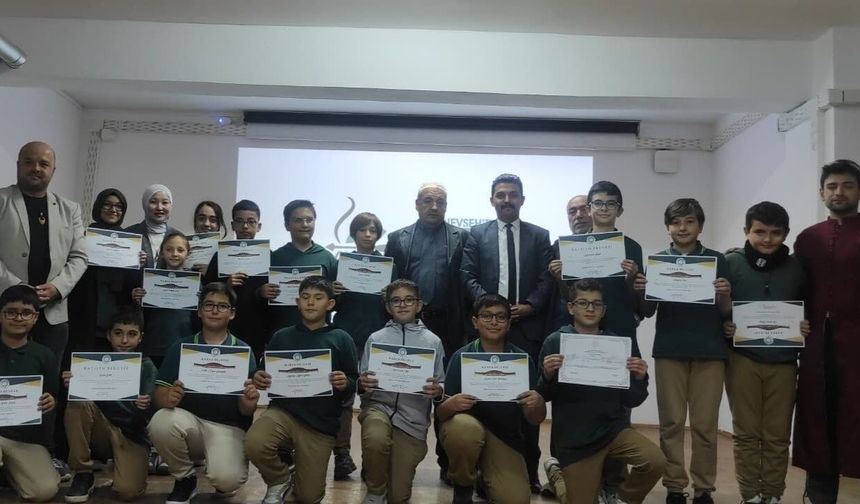 Nevşehir’de 16 öğrenci okçu oldu: Yaylarını törenle teslim aldılar