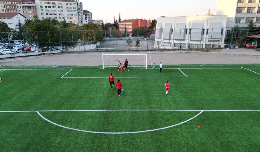 Nevşehir’de geleceğin yıldızları sahaya çıktı! Genç yetenekler yarıştı