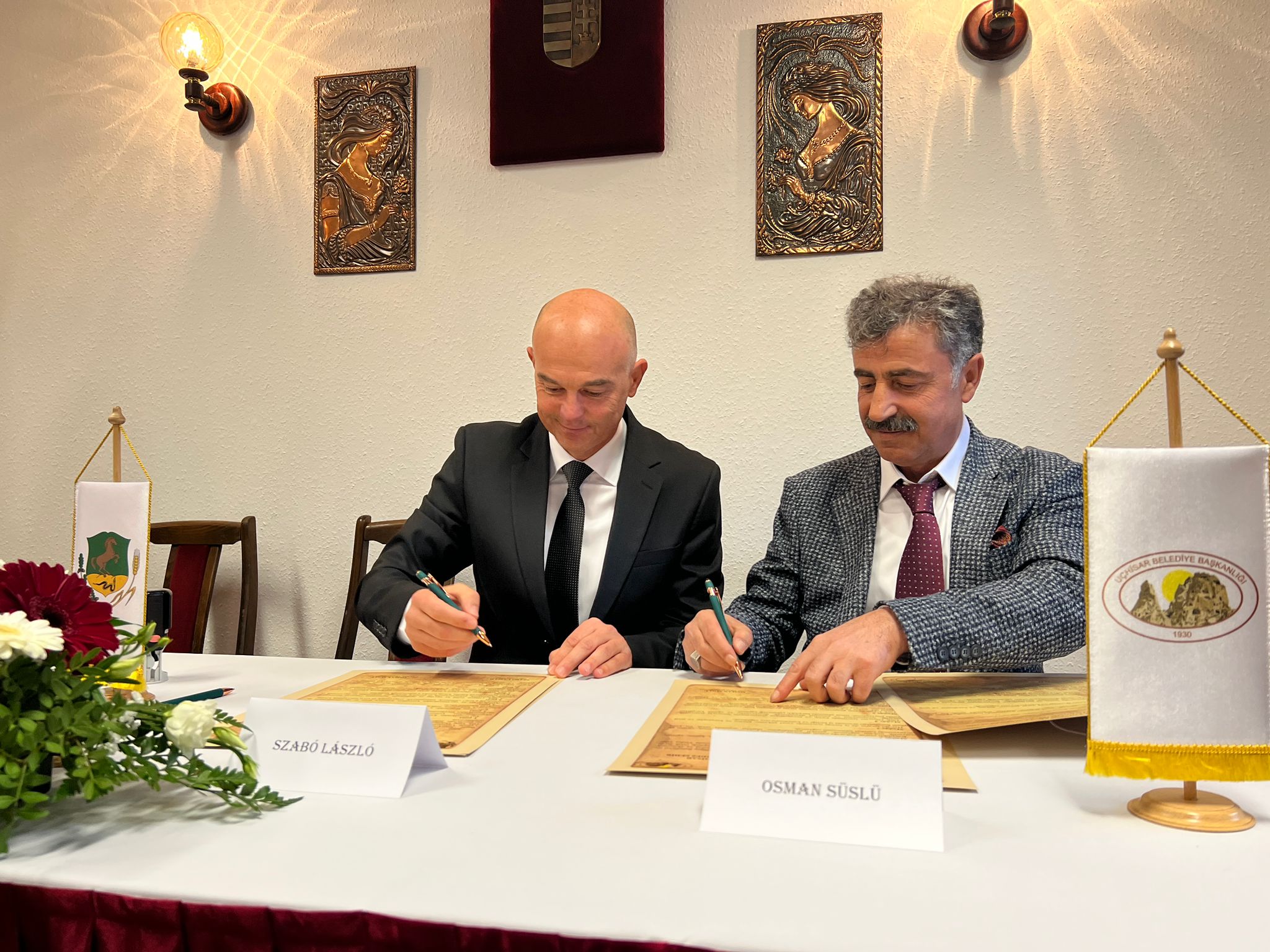 Uçhisar Belediyesi bir kardeşlik protokolüne daha imza attı (1)