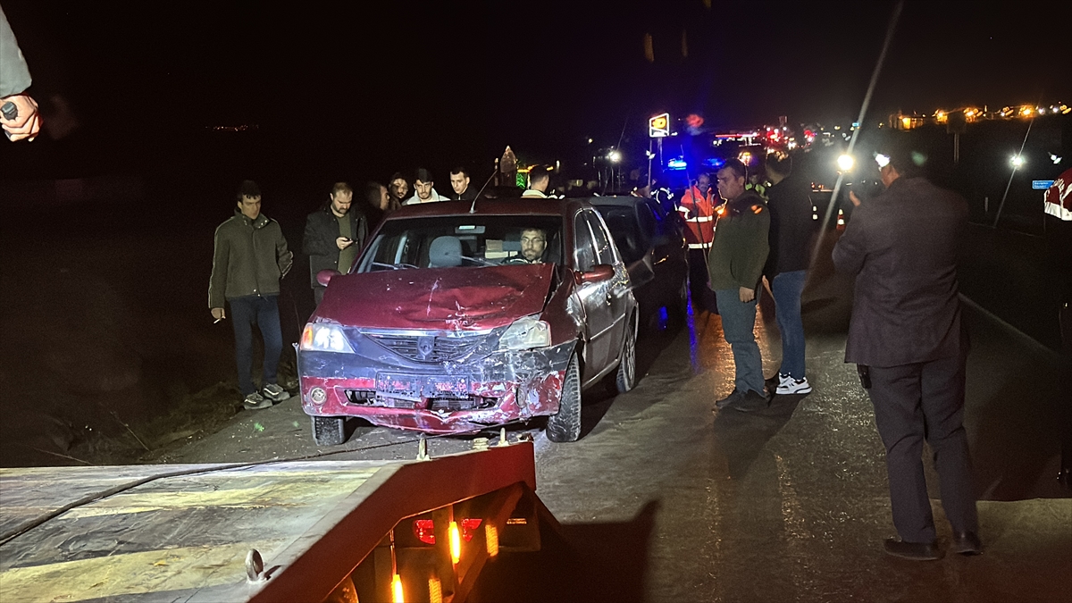 Nevşehir Acıgöl Yolunda Zincirleme Trafik Kazası 7 Yaralı (2)