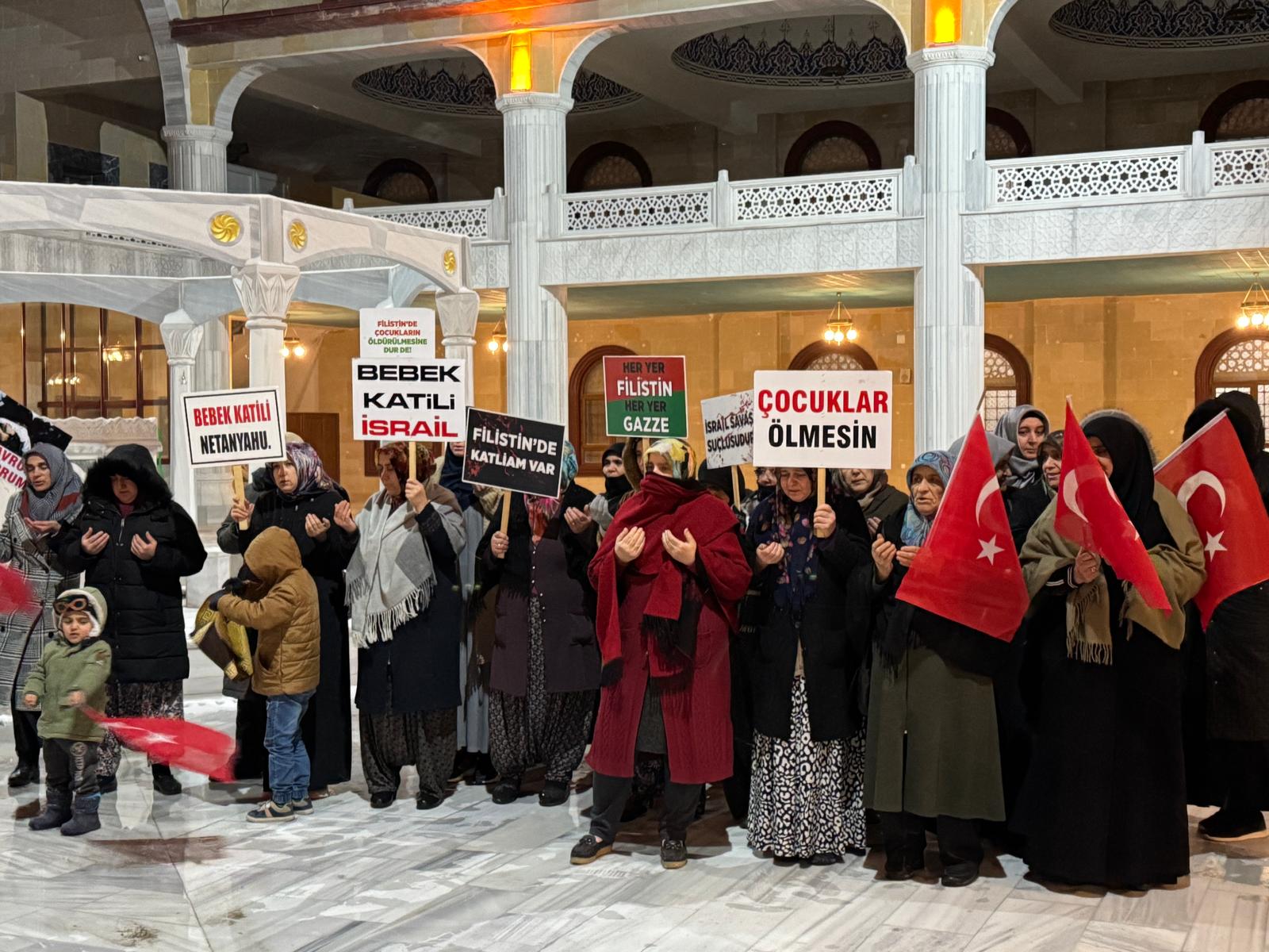 Ateşkesi Bozan İsrail Protesto Edildi (1)